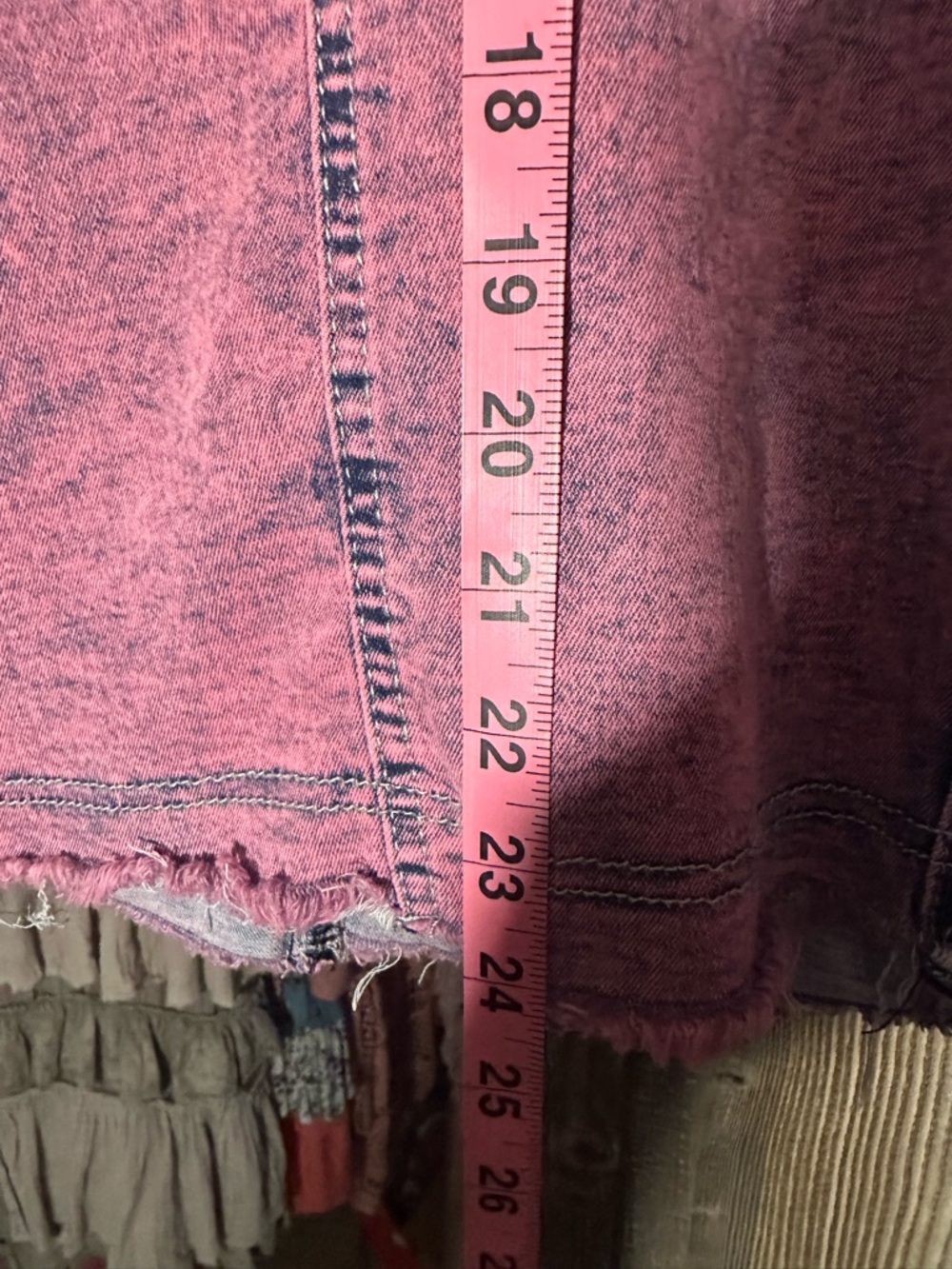 Totally ‘80s! Pink Acid-Wash Denim Skirt - Picture 4 of 5
